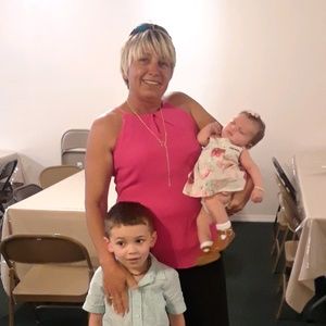 Meet your Posher, Beverly